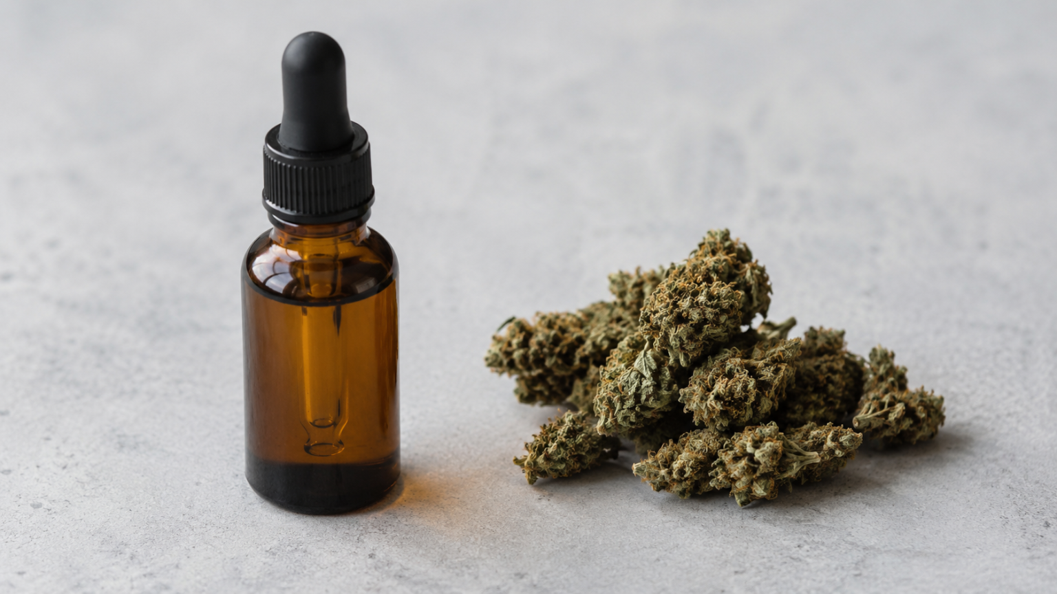Headerbild zum Vergleich von CBD-Öl und CBD-Blüten